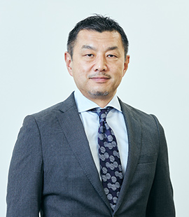 石野 英也